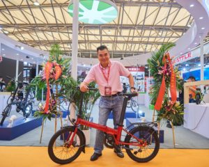 China Cycle 2021 Dahon DAHON Founder Dr. David Hon with his DAHON folder